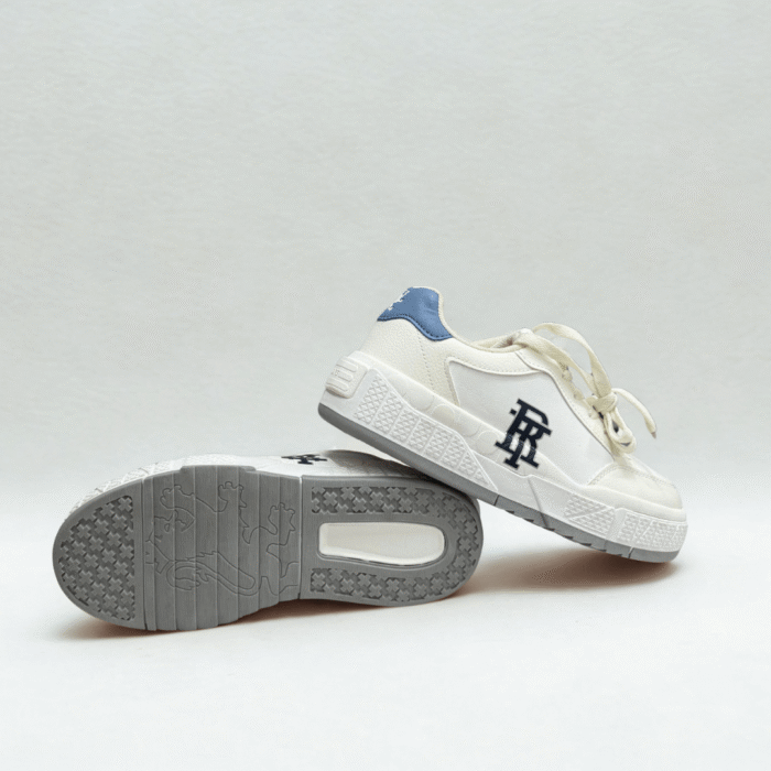 Redtape Sneakers - Image 3